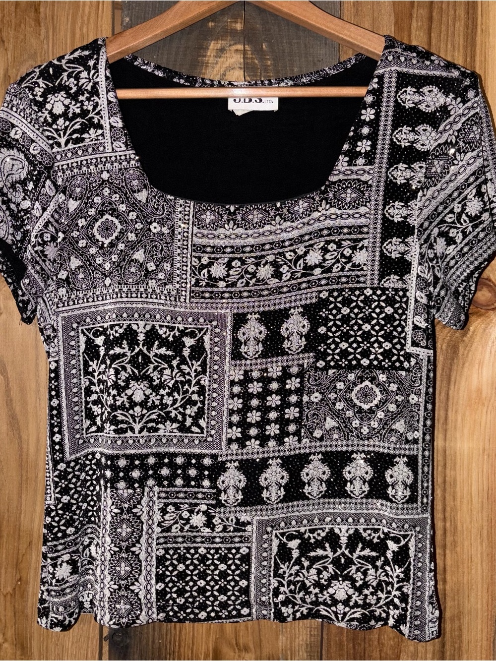 Vintage/Y2K J.B.S. Black and White Patchwork Scoop Neck Top
